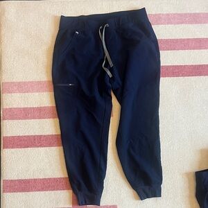 Women’ Navy Zamora Petite Jogger Scrun Pants